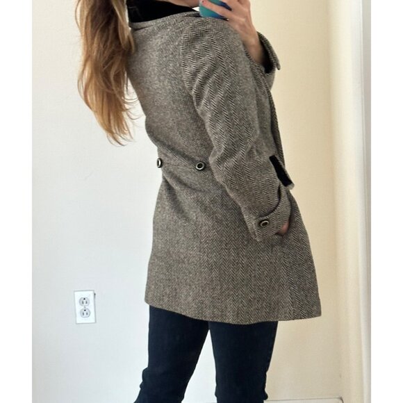 Vintage 60s Mid-Length Velvet Collar Wool-Blend Herringbone Coat - Picture 4 of 10